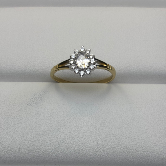 9ct Yellow Dress Ring Div326